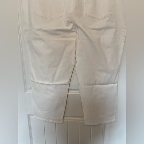 LOGO by Lori Goldstein Spring Cottagecore White/Ivory Pull On Capri Pants 24W - Picture 5 of 8